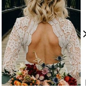 EUC white Awaken My Love Lulu's size Small